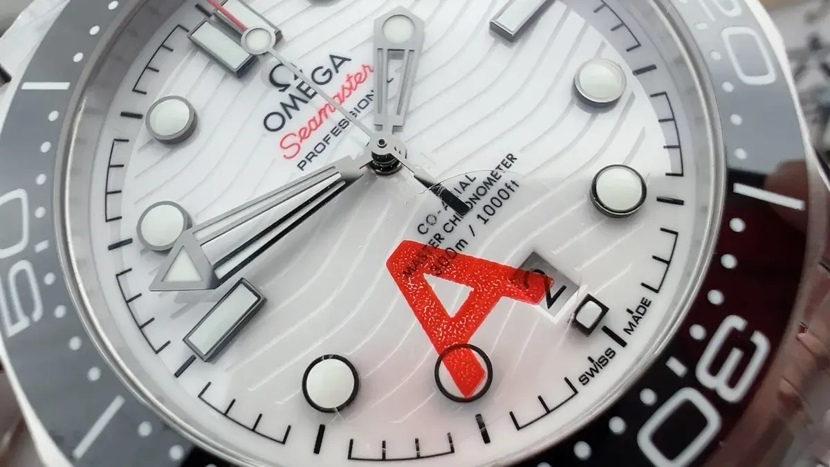 深度拆解VS厂海马300 V4版：丹东8800一体机究竟强在哪？