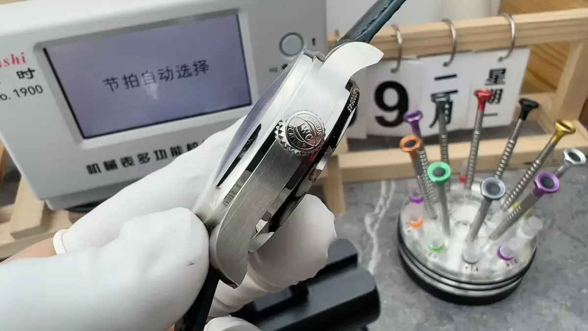 ZF厂葡七V5版对比其他厂：机芯、背透、盘面三大维度对比