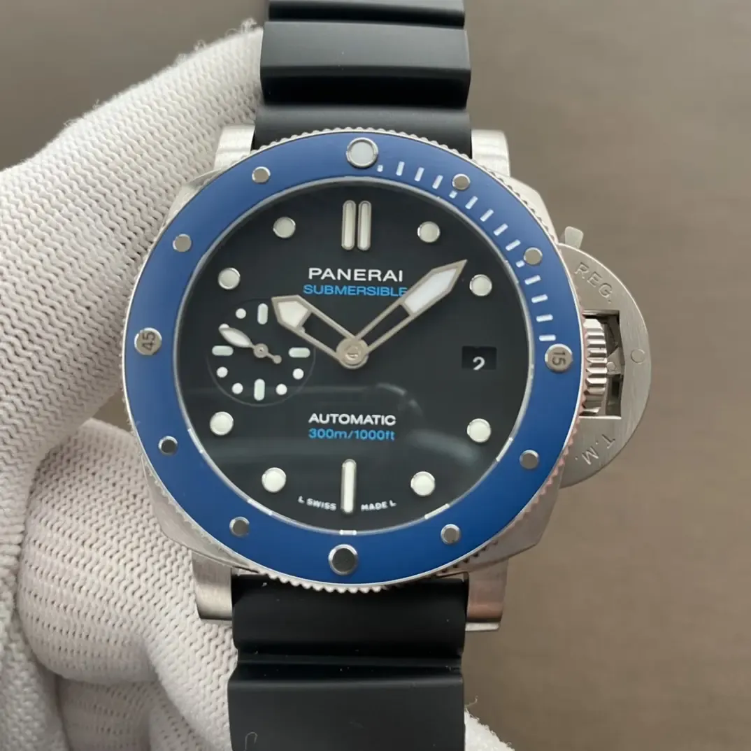 VS厂沛纳海PAM1209上手显大吗？44mm不锈钢壳+蓝色陶瓷圈