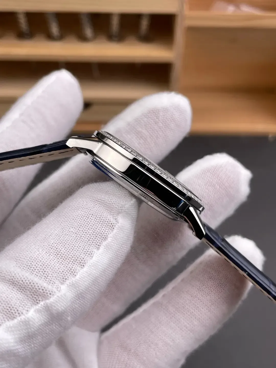 APS厂积家约会深度评测：从机芯到表带，细节都抠了一遍