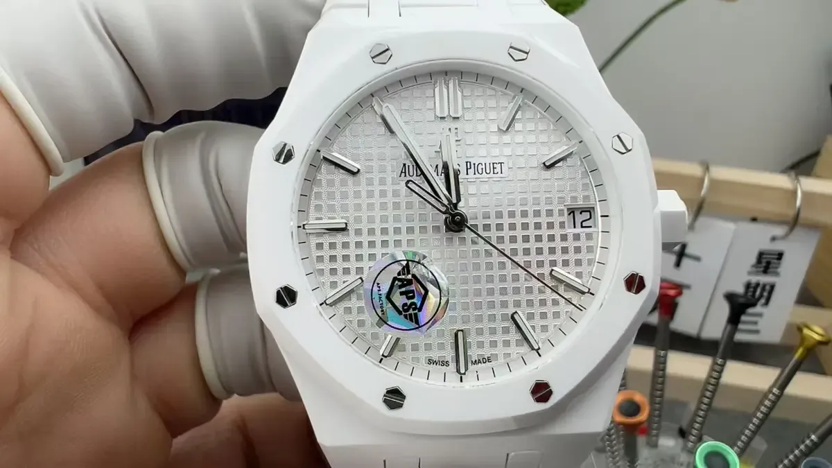 APS厂爱彼15500全陶瓷深度评测：硬度如钻，轻若无物