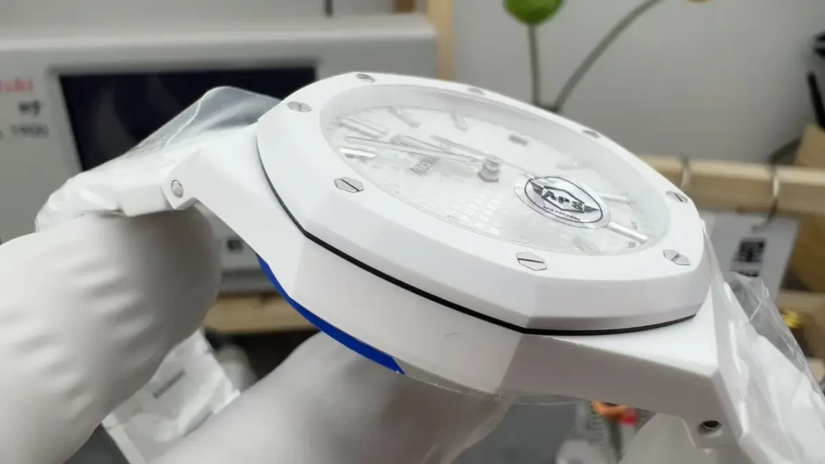 APS厂爱彼15500全陶瓷深度评测：硬度如钻，轻若无物