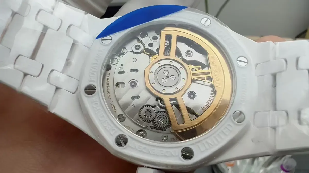 APS厂爱彼15500全陶瓷深度评测：硬度如钻，轻若无物