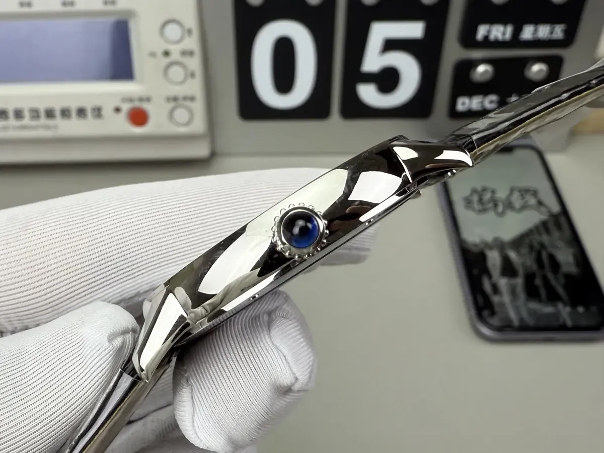 AF厂卡地亚伦敦系列评测：42mm尺寸+9015机芯