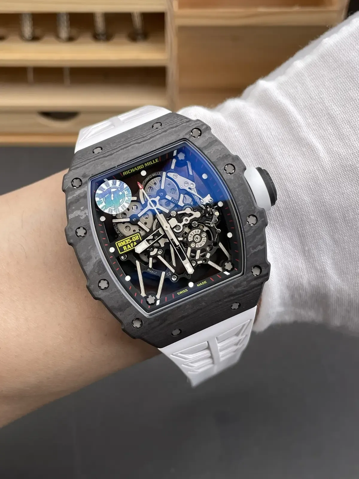 55小时动力+真宝石！ZF厂理查德RM35-02全面评测，