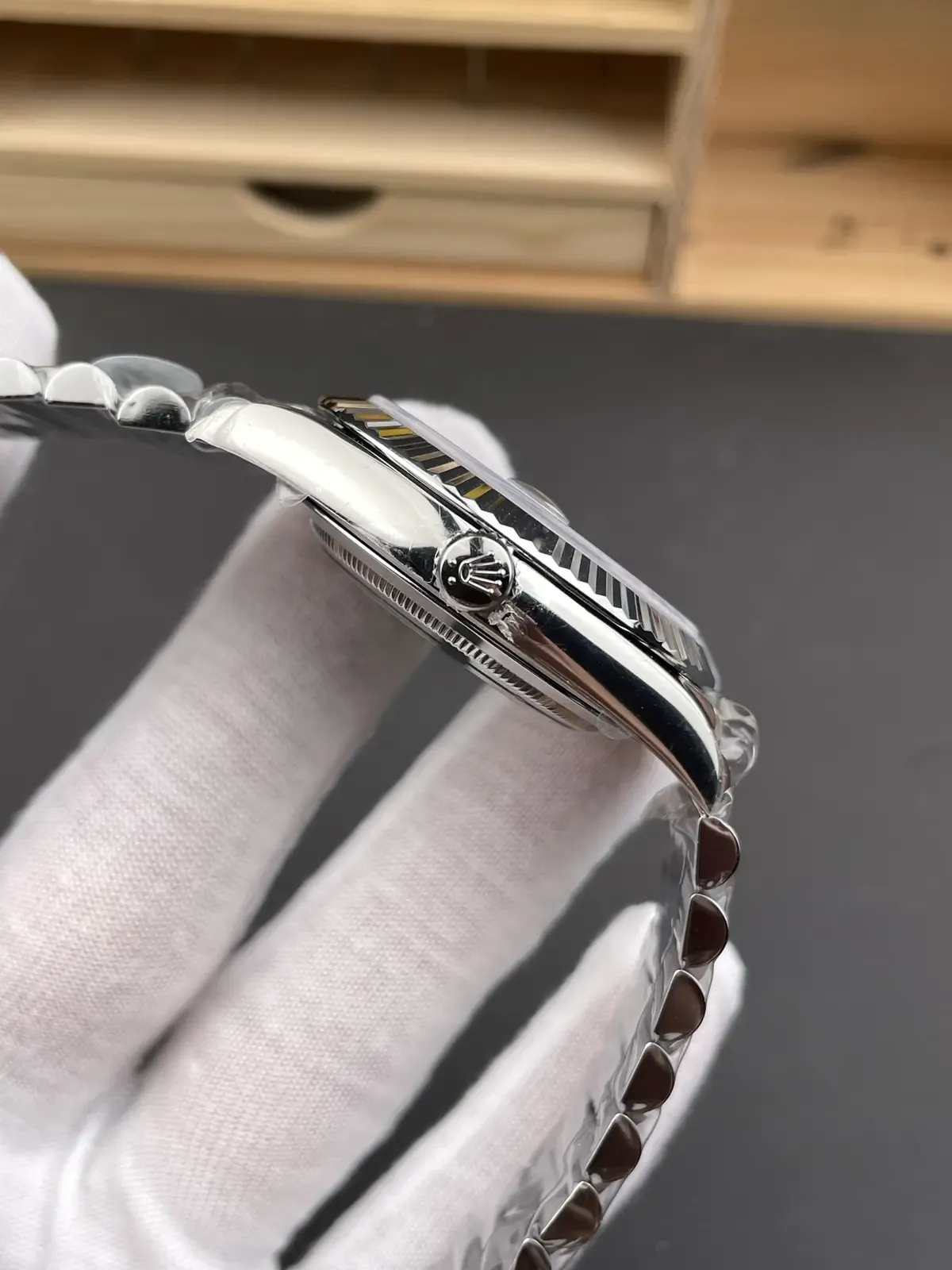 告别轻飘飘！RC厂冰蓝星期日志配重版，高密度复合钢+精准210克