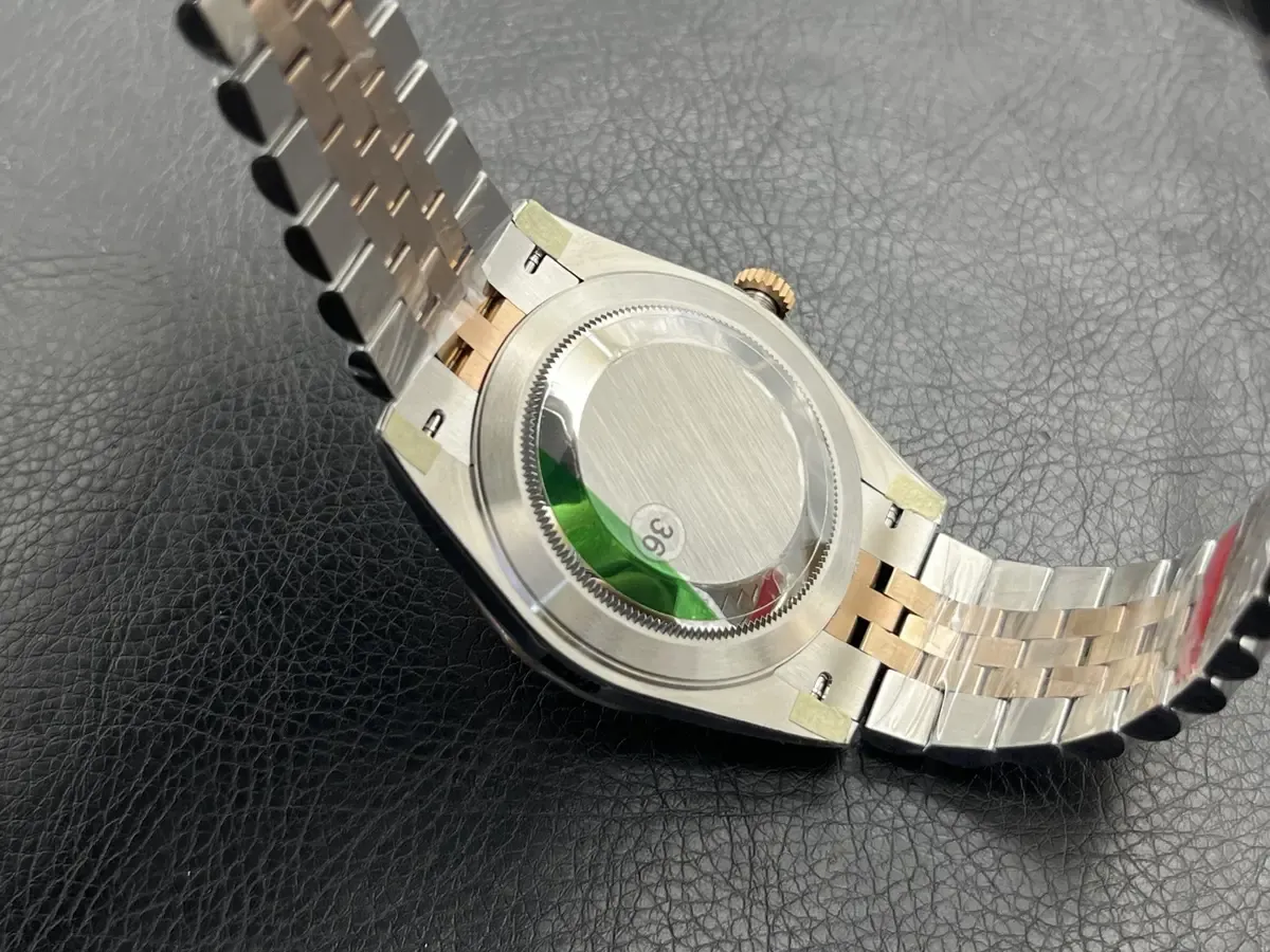 VS厂日志126331莫桑钻粉面，用细节定义间金复刻新高度