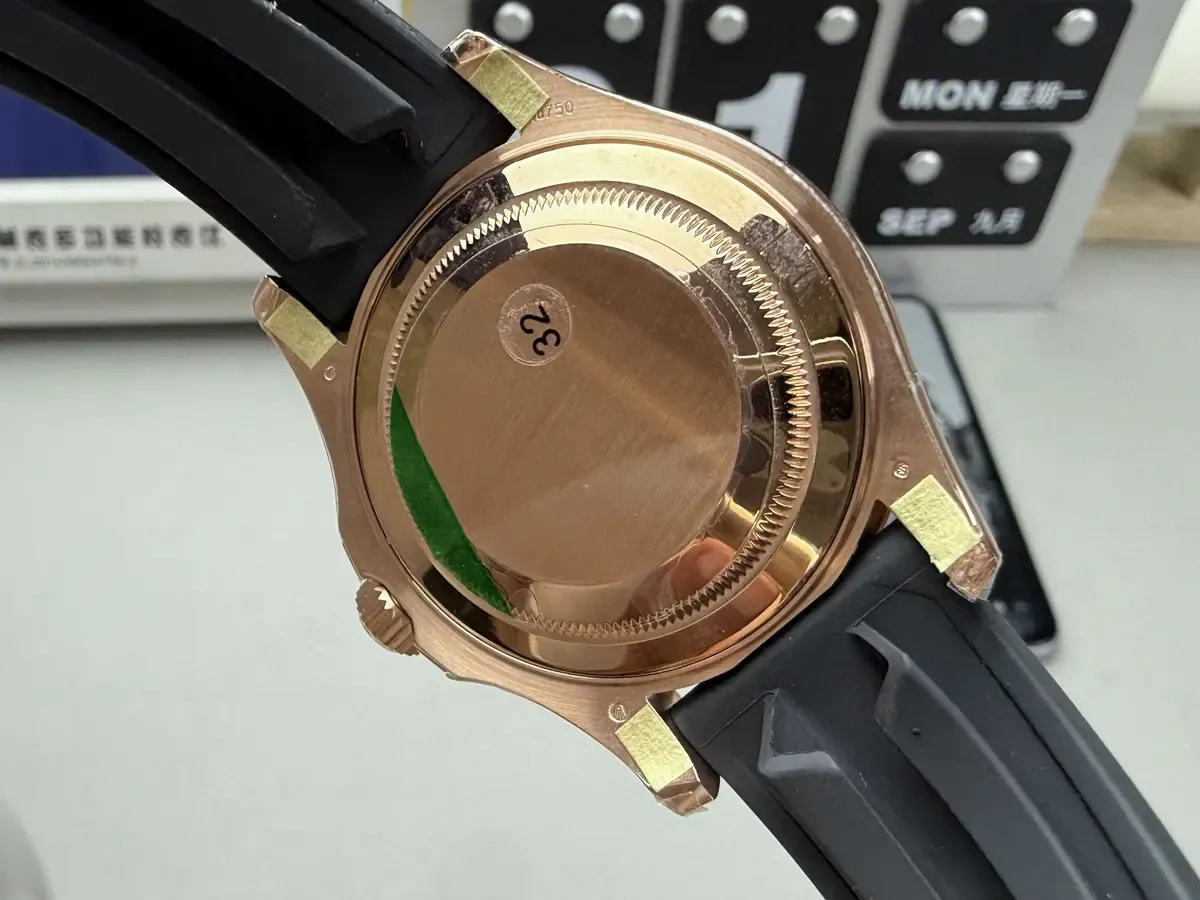 深度解析VS厂劳力士金游艇丹东3235一体机芯！