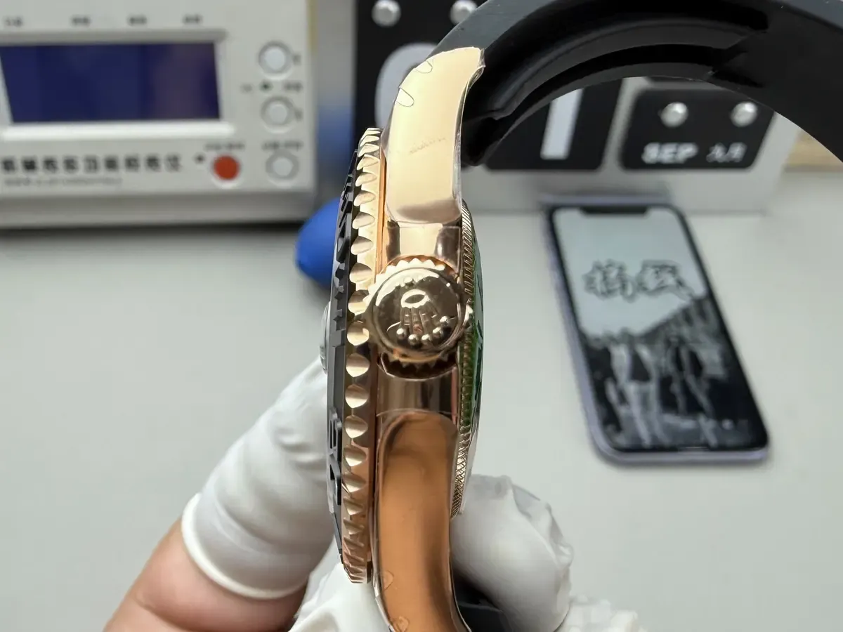 深度解析VS厂劳力士金游艇丹东3235一体机芯！