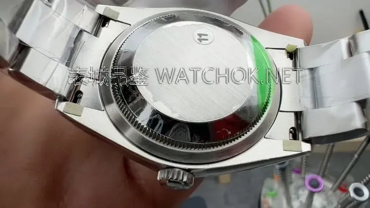 VS厂蚝式恒动莫兰迪色实拍，指针、夜光、编码全解析