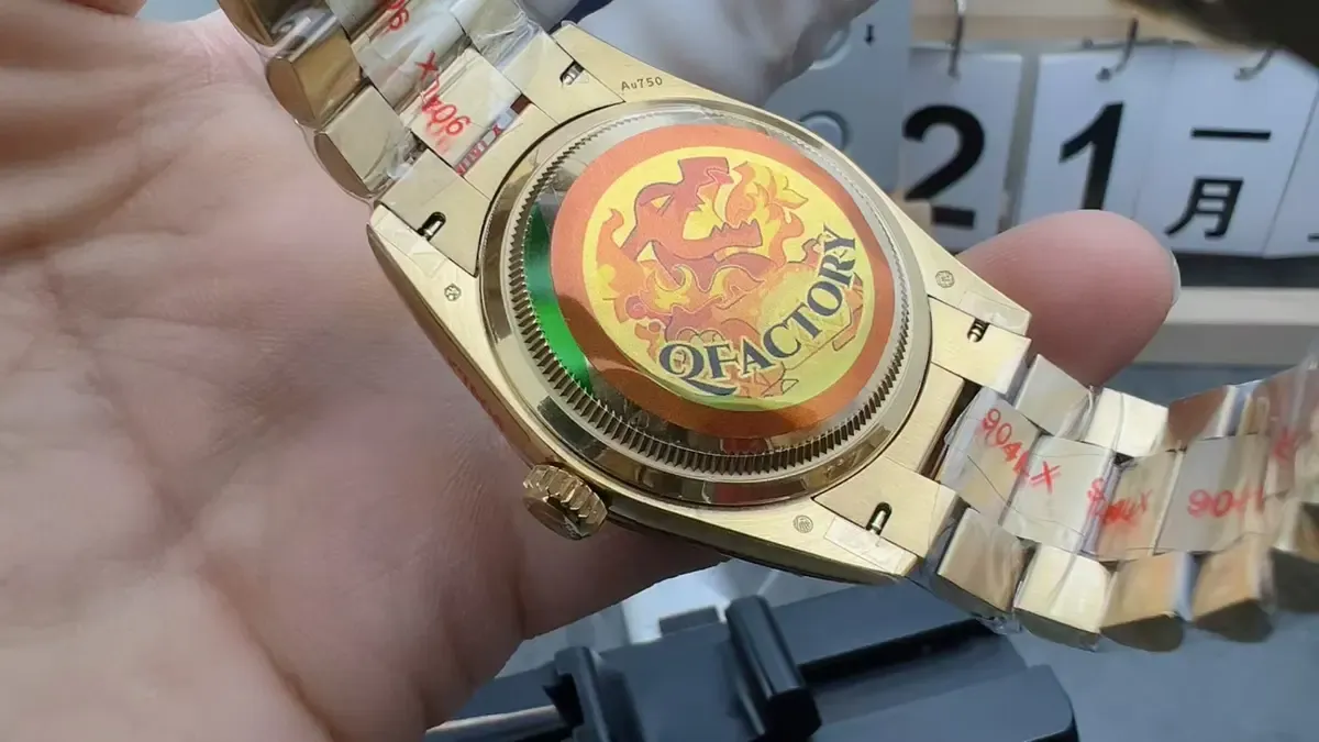 烟熏绿盘面+瞬跳日历：QF厂劳力士DD，万元级体验入门价