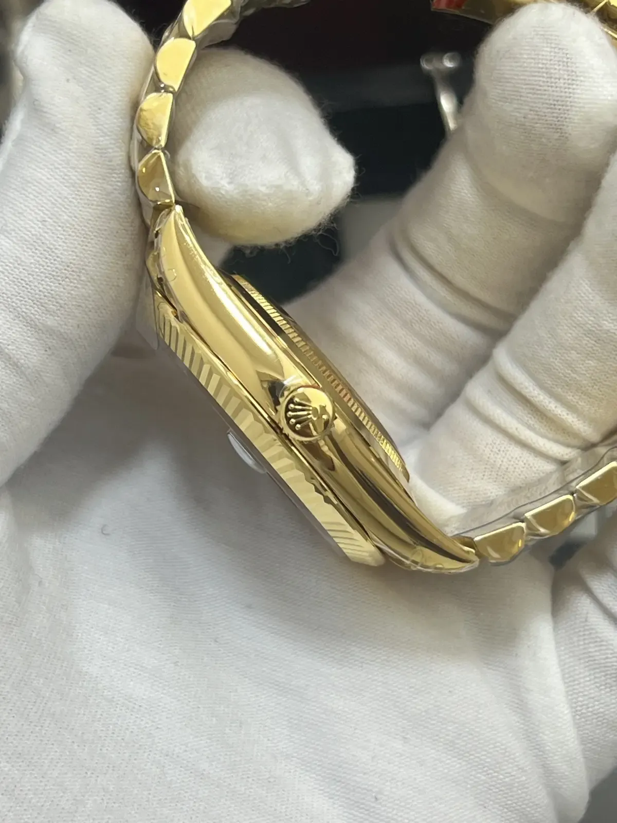 【实测】VS厂黑冰糖V2版：182克压手感，细节对版度有多高？