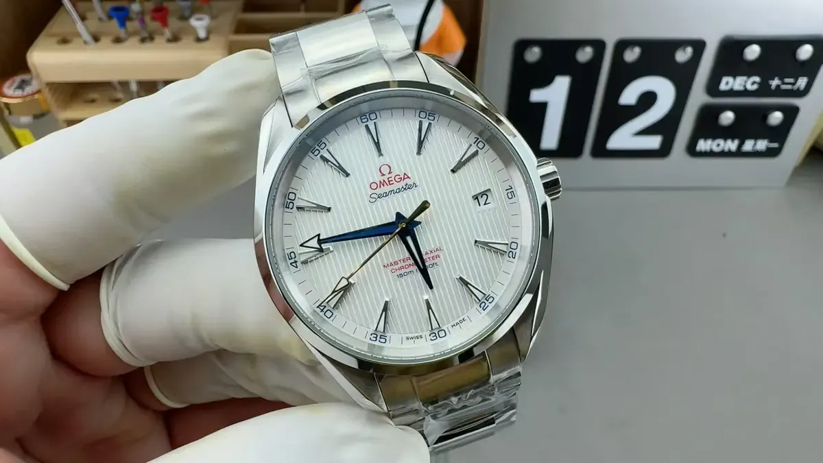 VS厂欧米茄海马150米白盘，是否值得入手？