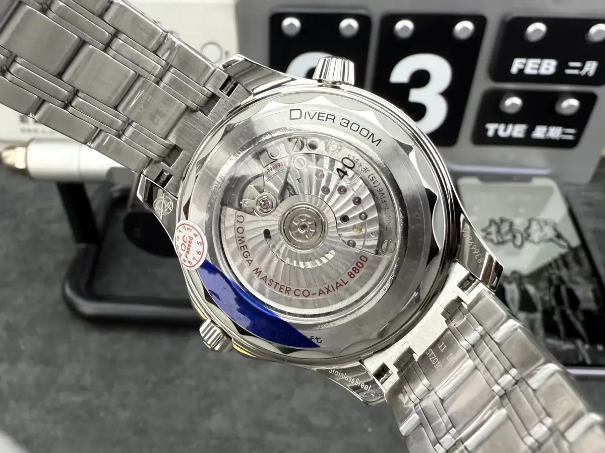 从甲板到一体机芯！VS厂海马300 V4版全方位拆解对比。