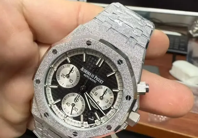 DDF厂爱彼26240的丹东4401机芯与极致外观工艺