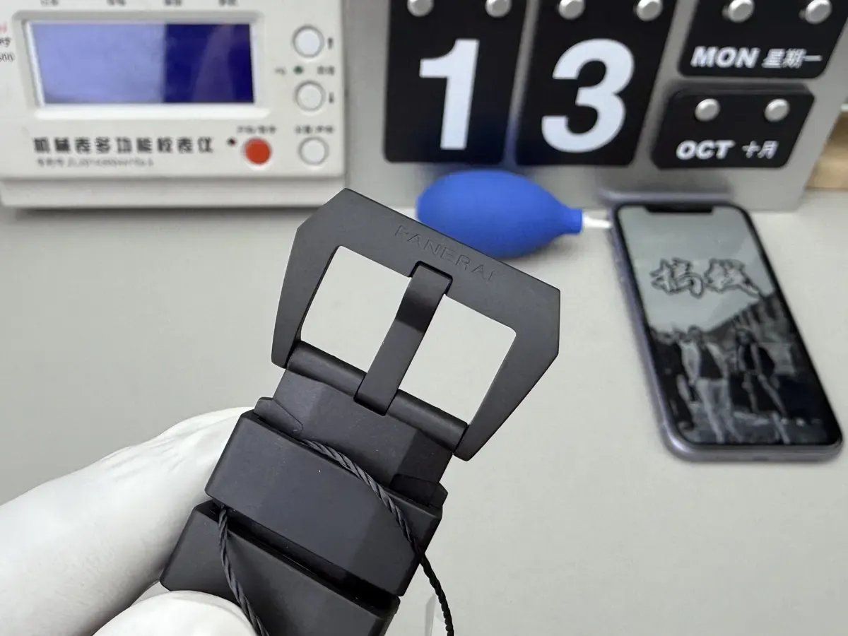 VS厂沛纳海PAM01616深度评测，揭秘‘暗黑武士’的硬核工艺。