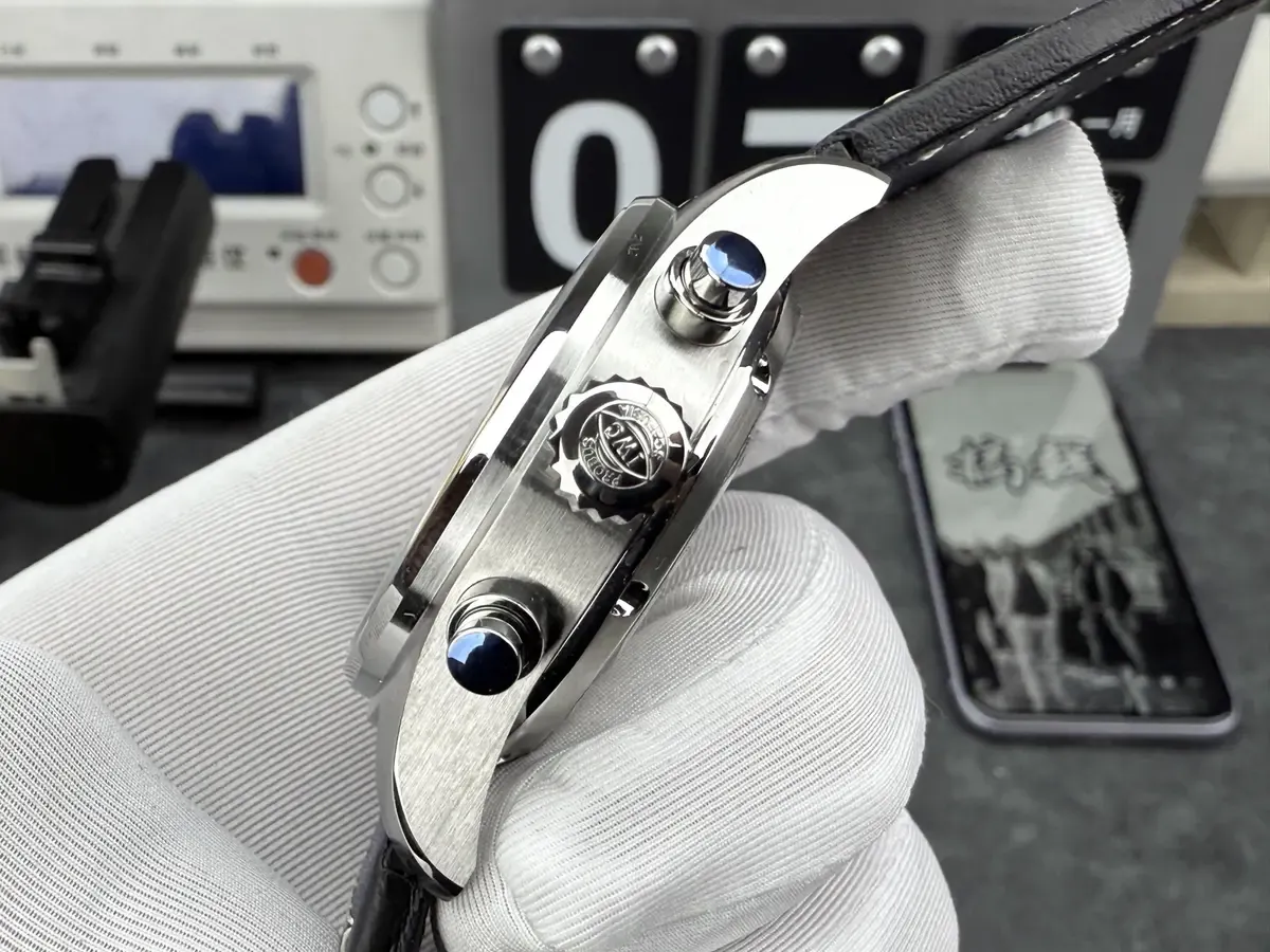 APS厂万国飞行员计时定制Cal.69385一体机芯深度评测