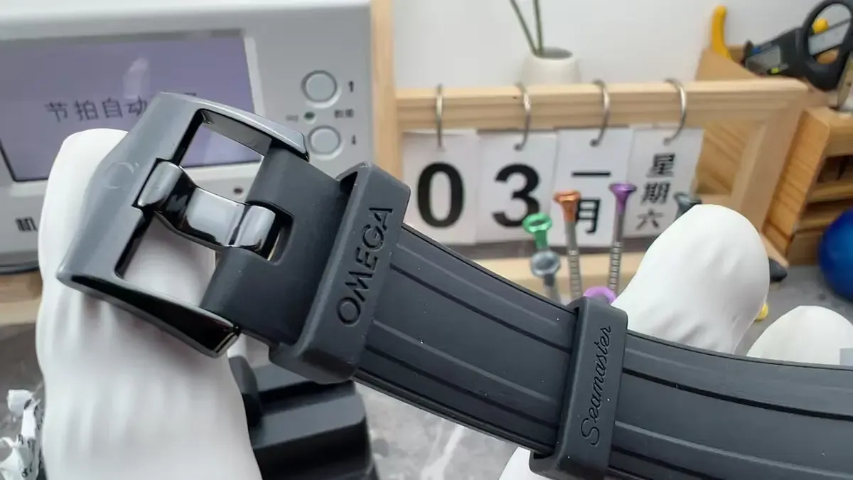 VS厂欧米茄海马300“黑武士”深度评测：对比OR厂谁更强？