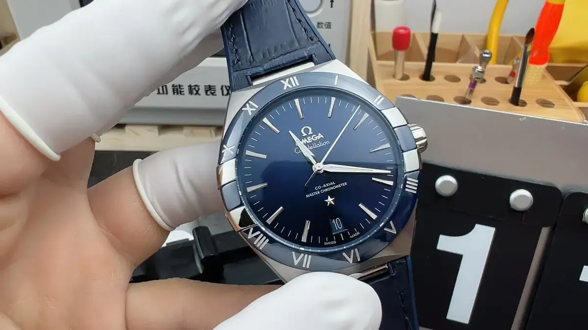 VS厂星座全面解析：从蓝陶瓷外壳到机芯，跟原版差多少？