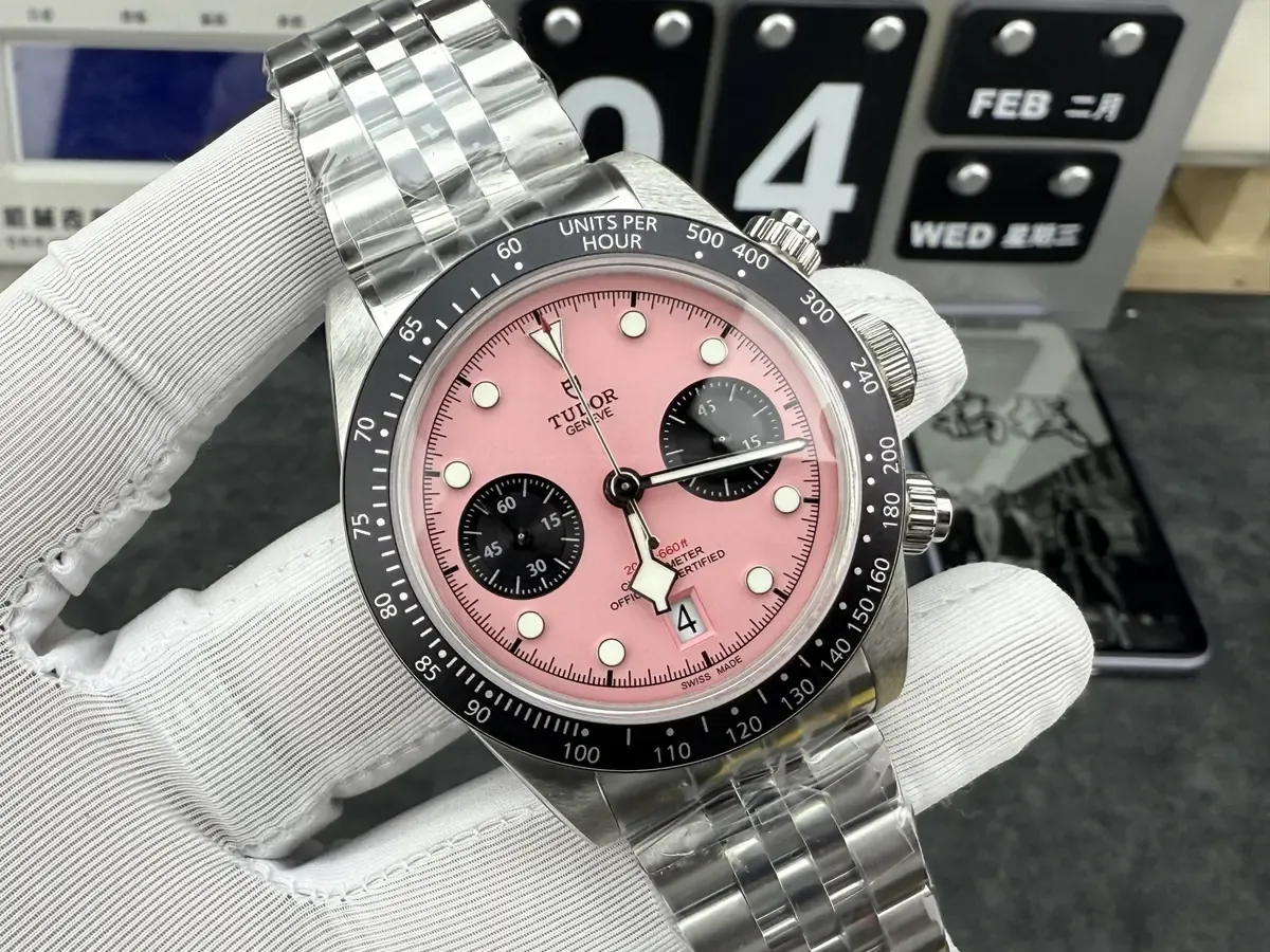 碾压老厂货？M+厂帝舵碧湾计时实测：细节近乎完美