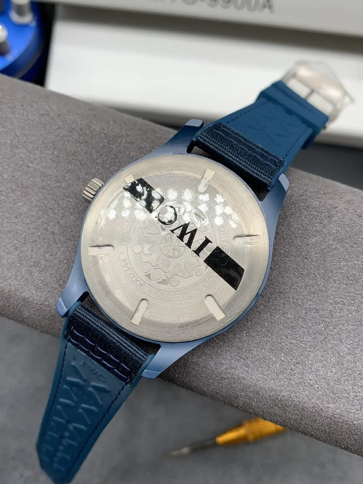 表城品鉴拆解：M+厂万国蓝陶瓷马克十八V2版，做工对版吗？