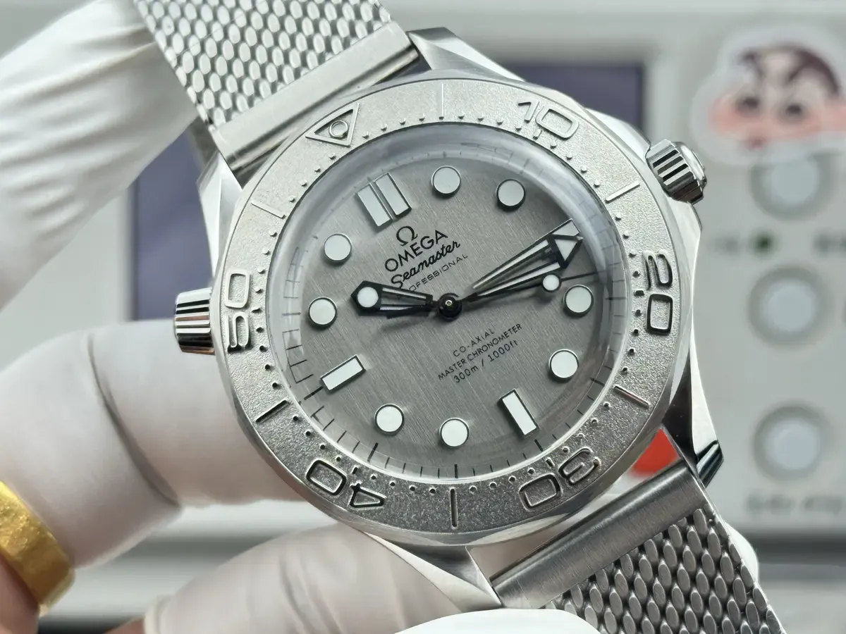 OR厂欧米茄灰海马300评测，深度对比VS厂孰优孰劣