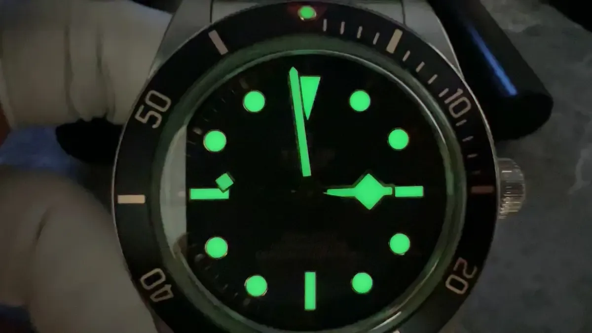 ZF厂帝舵小黑花深度评测：万元质感，千元价格，还能以假乱真？