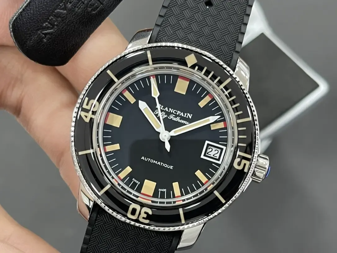 【避坑指南】ZF厂宝珀梭子鱼对比小厂版本，教您如何分辨