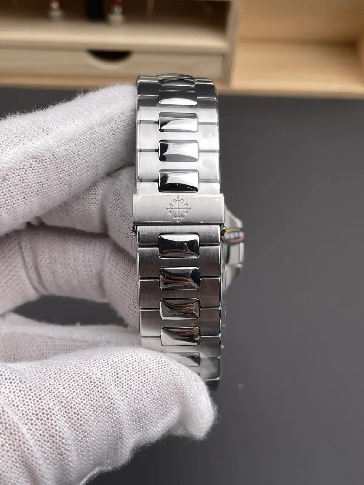 为什么都说3K厂鹦鹉螺值得入手？三大核心原因：最薄、高还原、机芯稳