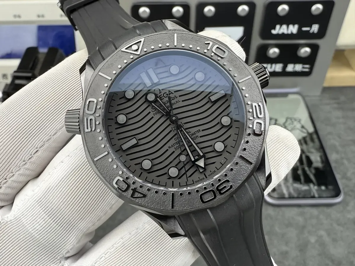 OR厂欧米茄海马300陶瓷款深度拆解：8806机芯稳如老狗