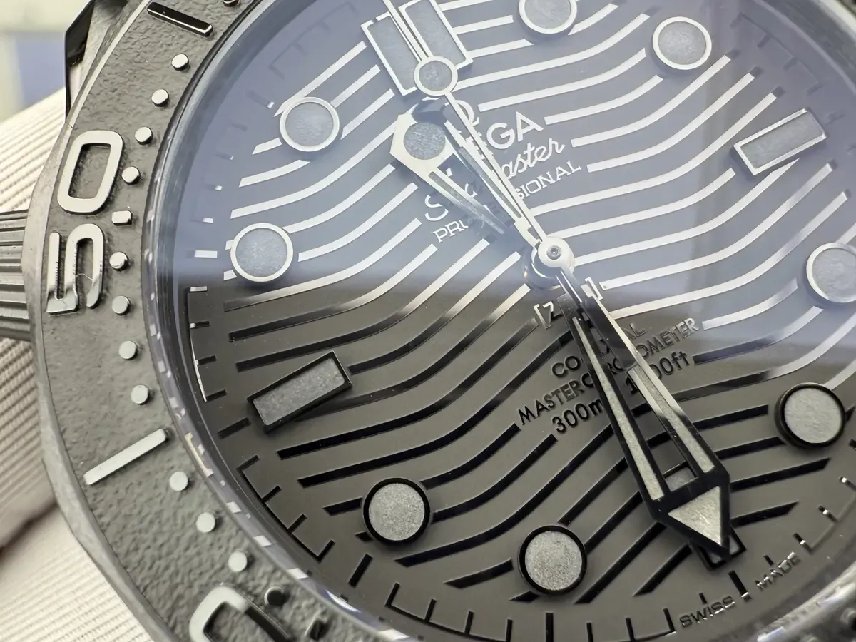 OR厂欧米茄海马300陶瓷款深度拆解：8806机芯稳如老狗