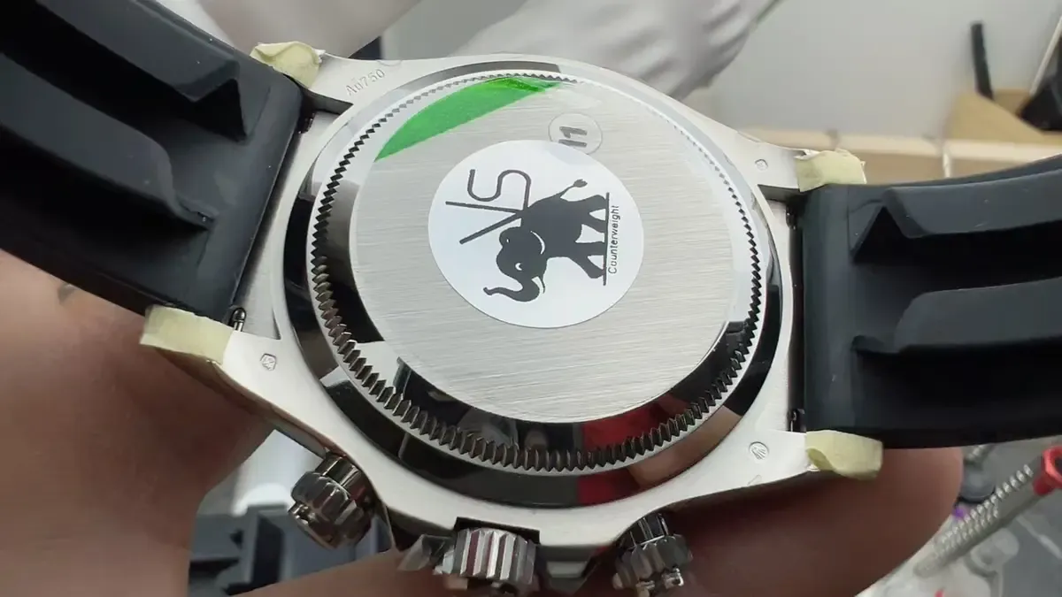 VS厂配重版迪通拿实测：136克压手感，细节还原度让老玩家都服了。