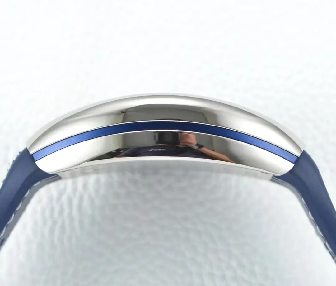 告别“一眼假”！深扒ZF厂法穆兰V45蓝游艇，值得入手吗？