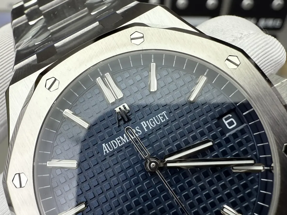 APS厂爱彼15500 V3全网首测，一篇文章看透所有升级点