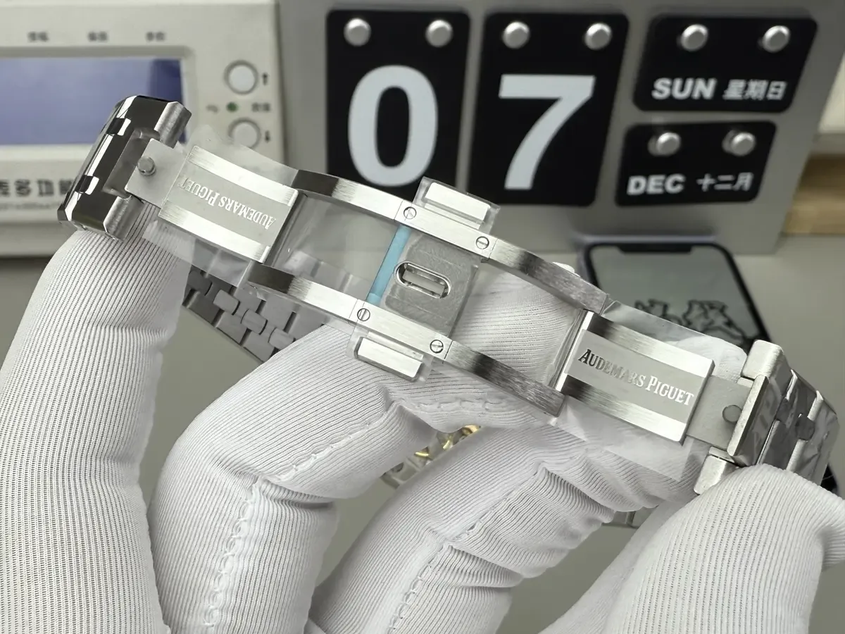 APS厂爱彼15500 V3全网首测，一篇文章看透所有升级点