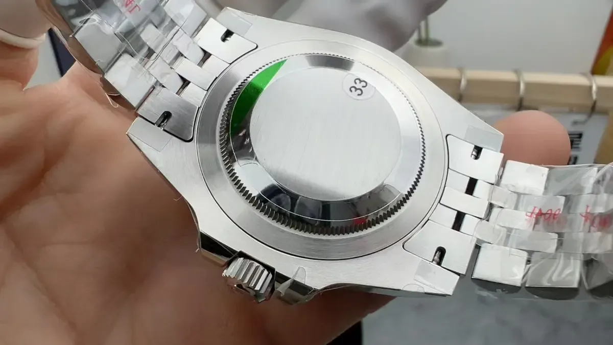 紫光灯下毫无破绽！VS厂劳力士可乐圈V3深度评测