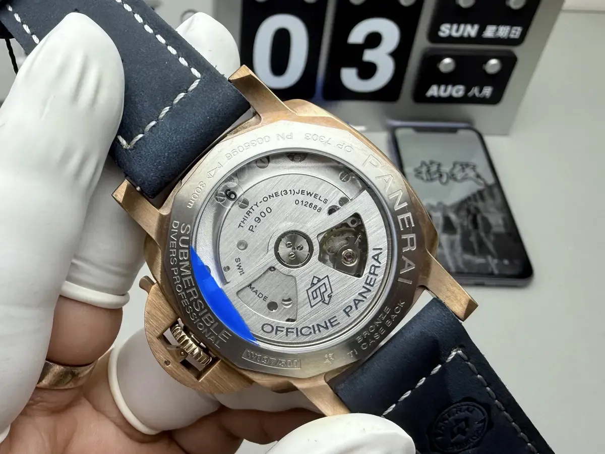 VS厂沛纳海青铜1074：尺寸、材质、机芯全面解析，值不值得入？