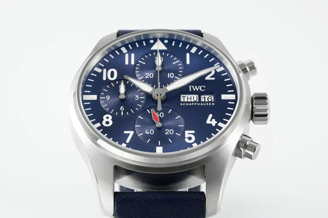 还买ZF厂？APS厂万国飞计六大核心升级点解析对比ZF厂