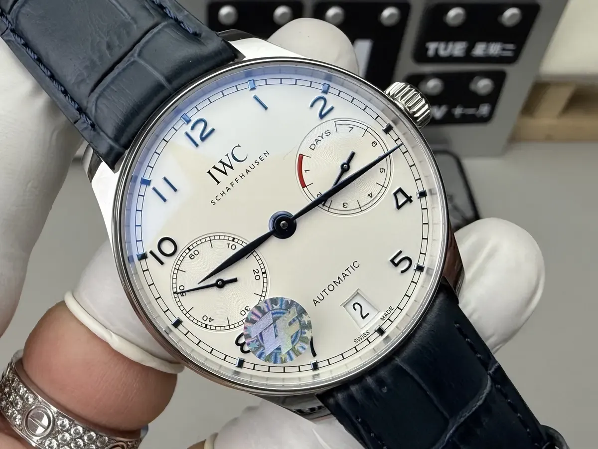 资深玩家教你选对ZF厂万国葡七（一招鉴别真假）