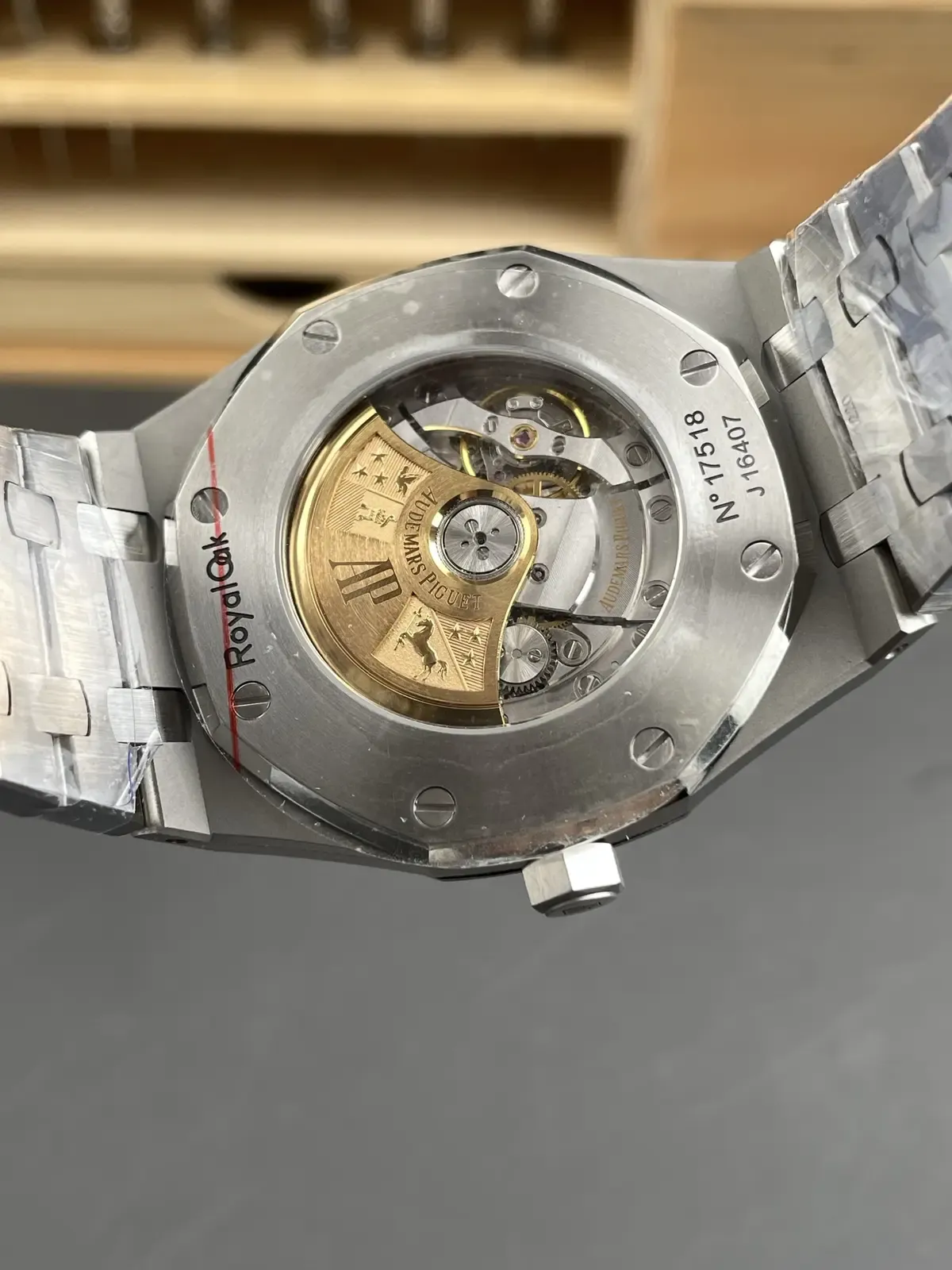 99%相似度！APS厂爱彼15400一体机芯彻底颠覆认知