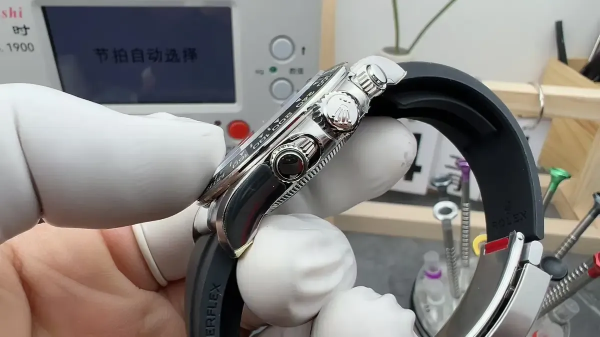 VS厂灰熊迪138克配重实测，外观机芯全方面解析