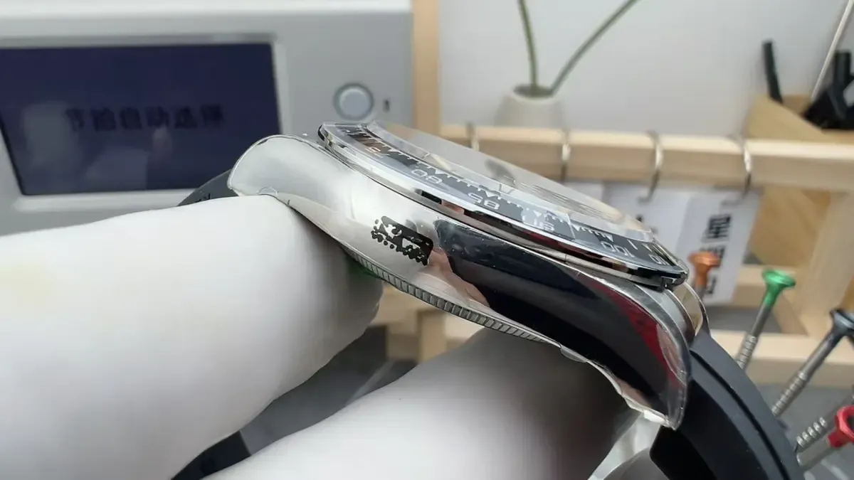 VS厂灰熊迪138克配重实测，外观机芯全方面解析