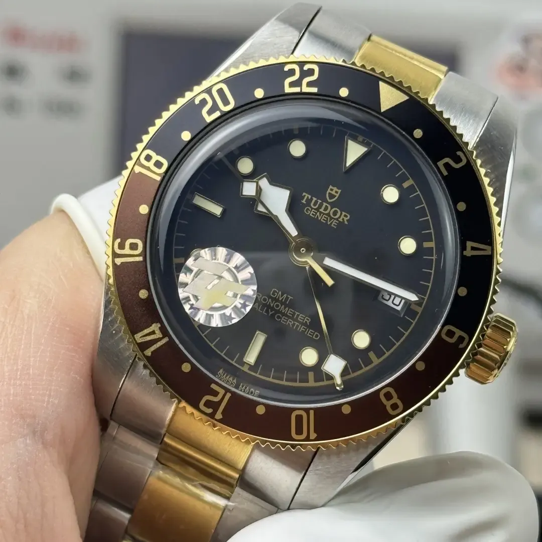 ZF帝舵“沙士圈”GMT双色圈，41mm间金低调奢华