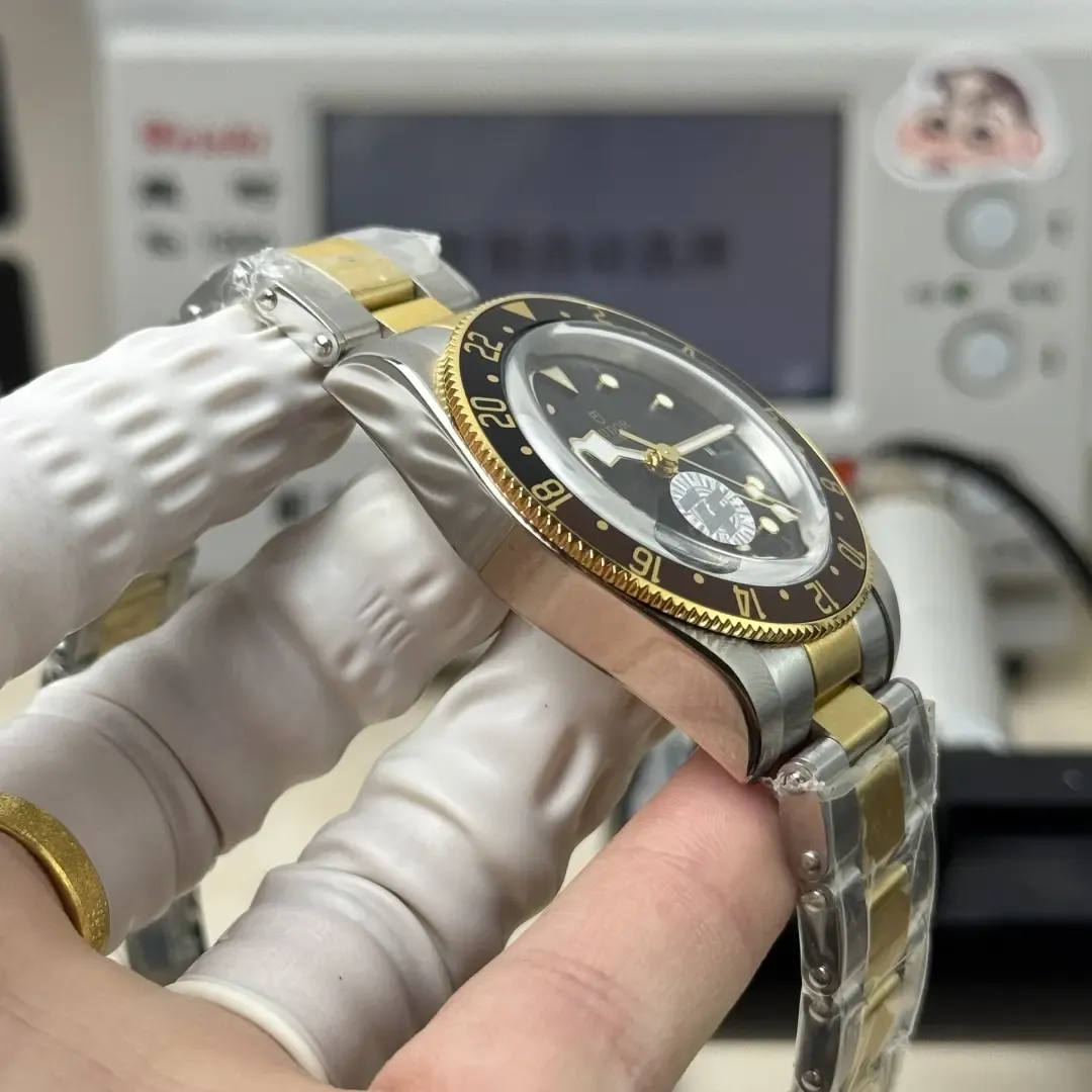 ZF帝舵“沙士圈”GMT双色圈，41mm间金低调奢华