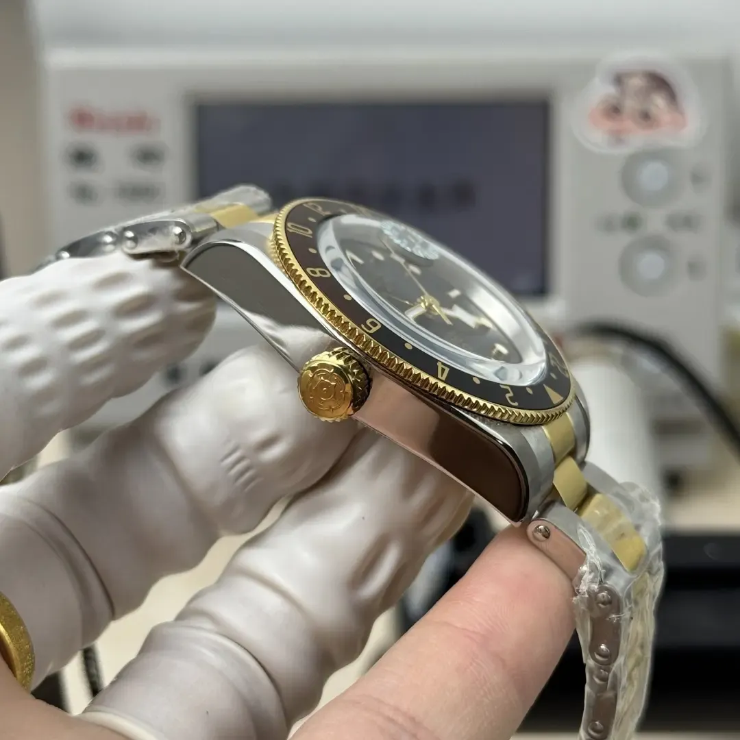 ZF帝舵“沙士圈”GMT双色圈，41mm间金低调奢华