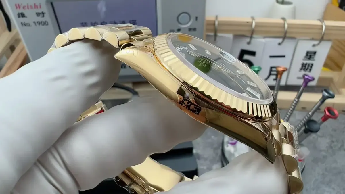 万元质感千元价！表城品鉴亲测VS厂黑冰糖，上手一秒沦陷