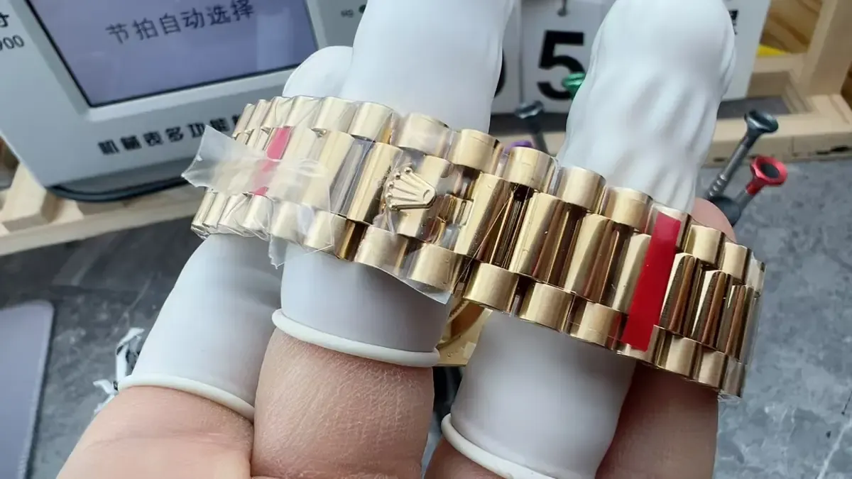 万元质感千元价！表城品鉴亲测VS厂黑冰糖，上手一秒沦陷