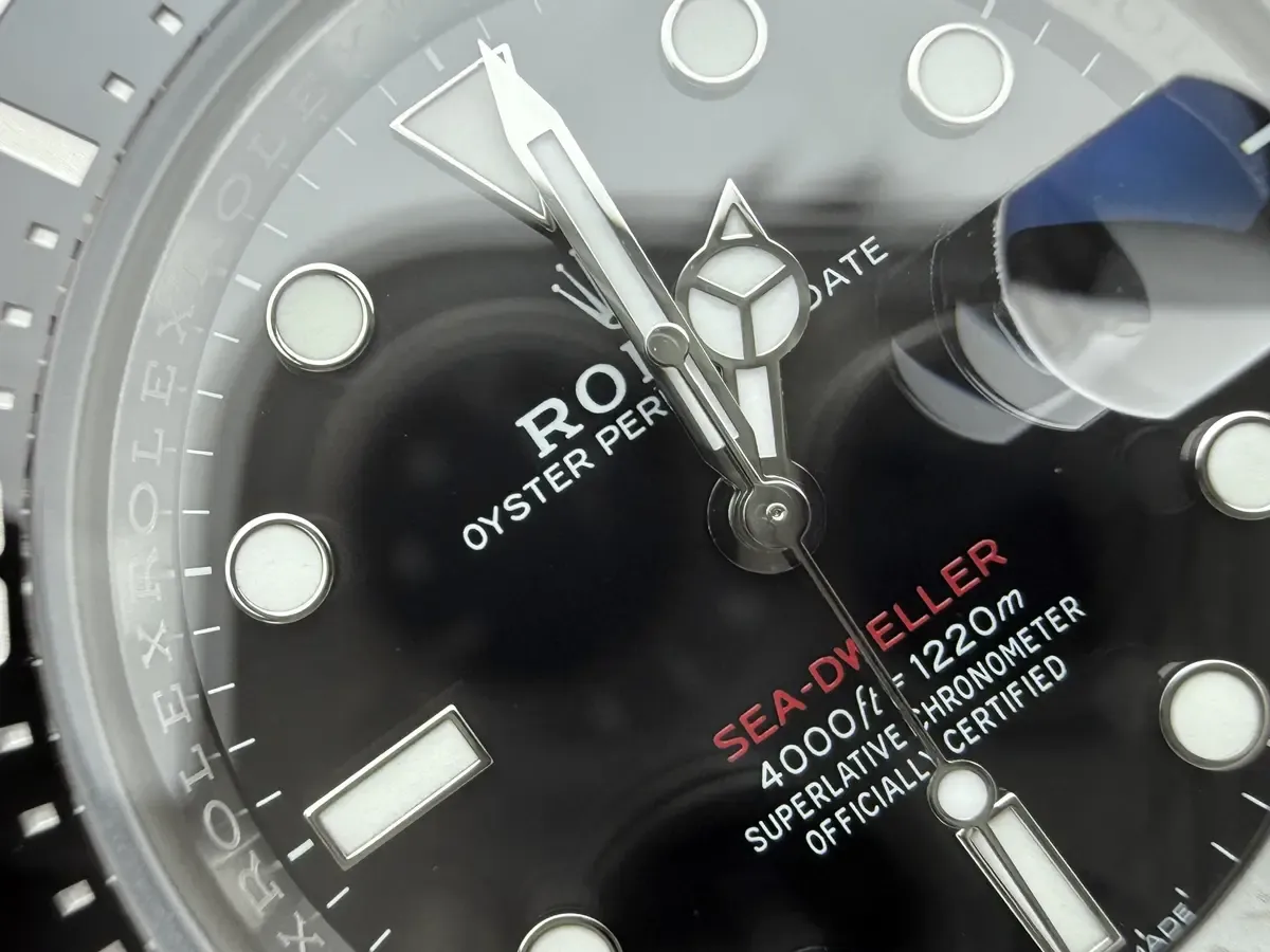 【43mm黄金比例】VS厂劳力士单红海使M126600实测