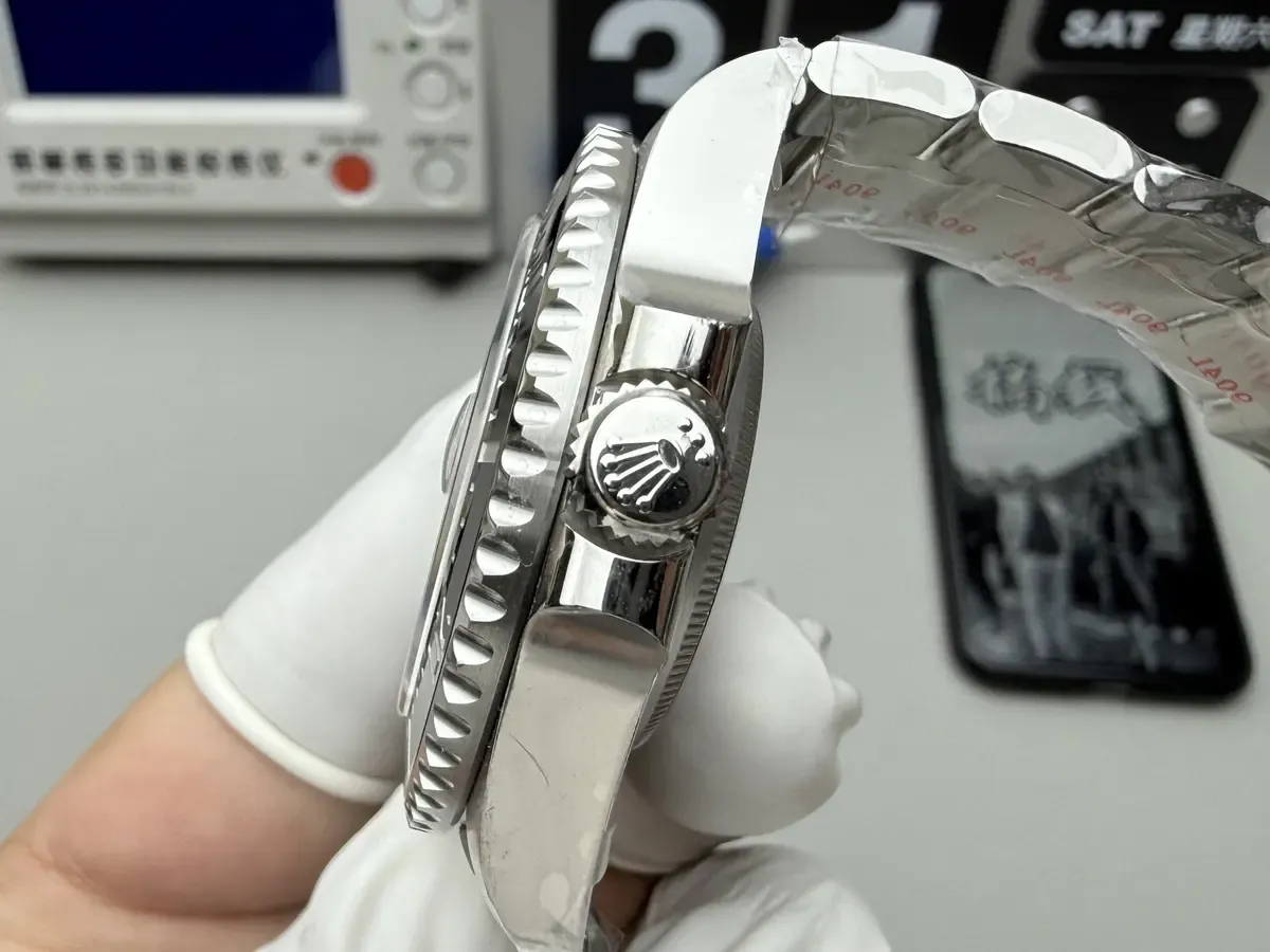 【43mm黄金比例】VS厂劳力士单红海使M126600实测