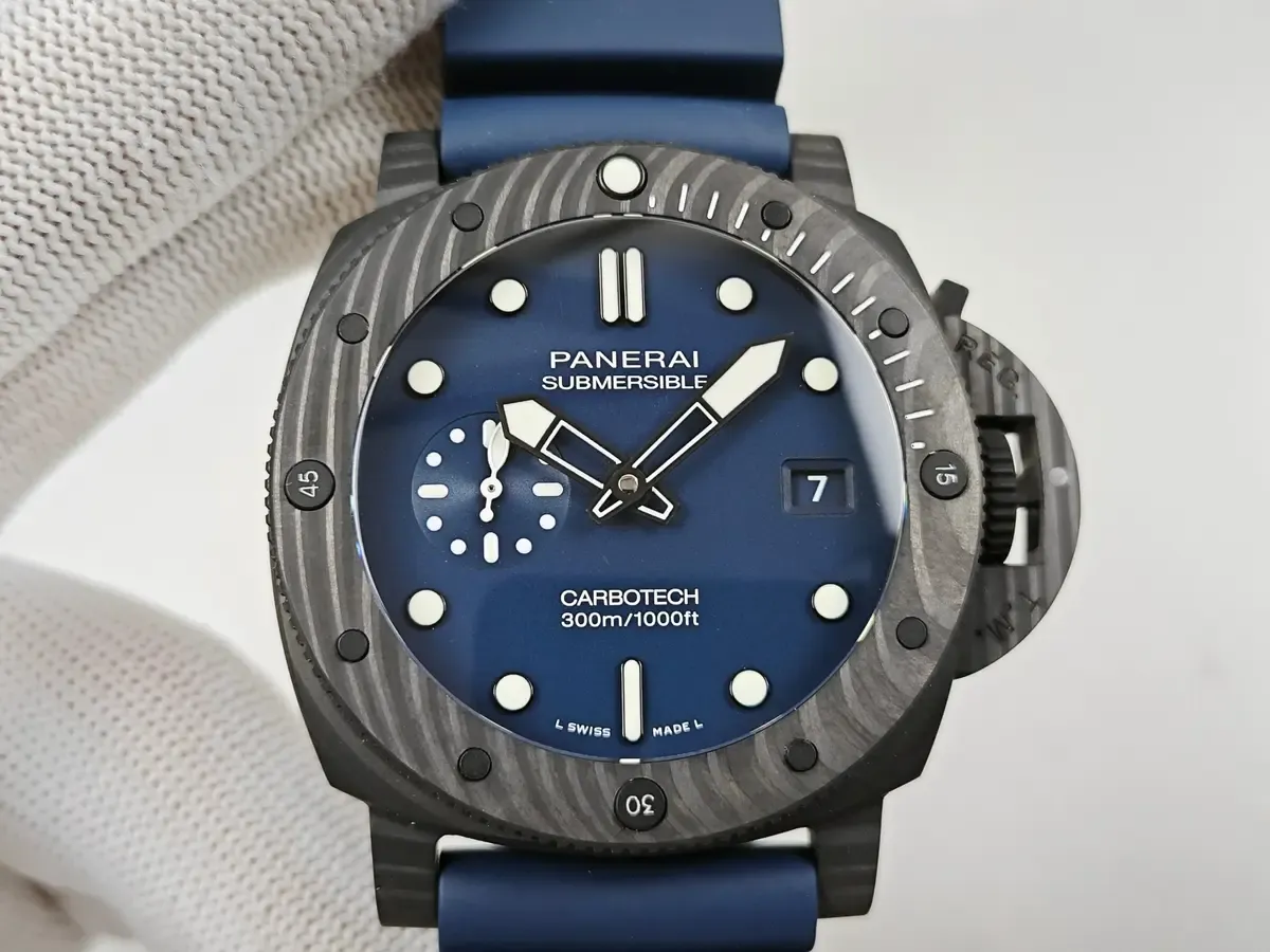 VS厂沛纳海1232碳纤维实拍，44mm大表零压手感